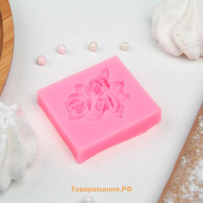 Молд  «Букет роз», силикон, 4.5×5 см, розовый