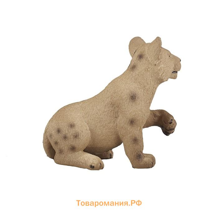 Фигурка Konik «Львёнок (играющий)»