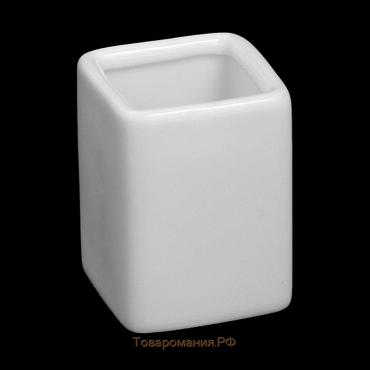 Подставка фарфоровая для зубочисток Wilmax, 4×5 см, цвет белый